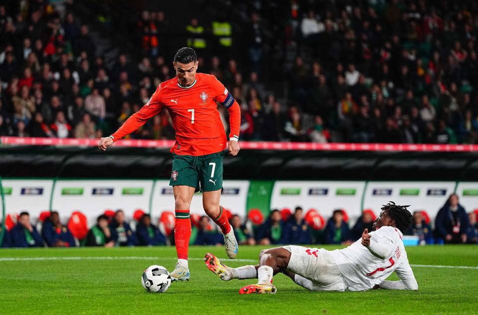 荷兰逆转丹麦，C罗关键制胜的简单介绍