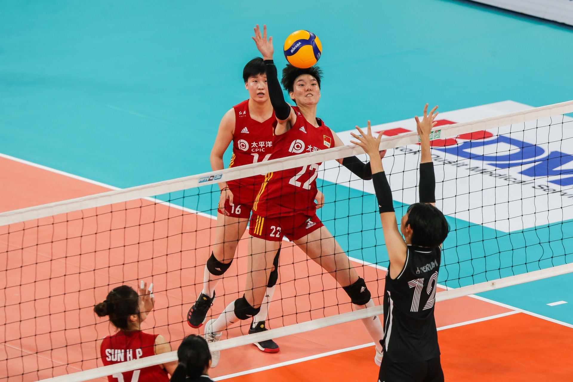 中国队轻取丹麦队,马琳关键制胜 中国队轻取丹麦队,马琳关键制胜